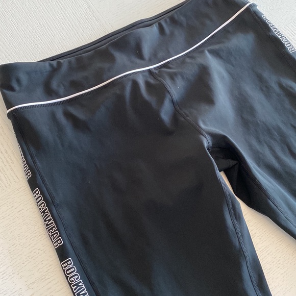 Rockwear Capri Leggings - Picture 3 of 6